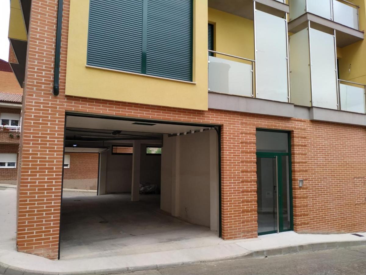 אסטורגה Edificio Valles Del Lupulo מראה חיצוני תמונה